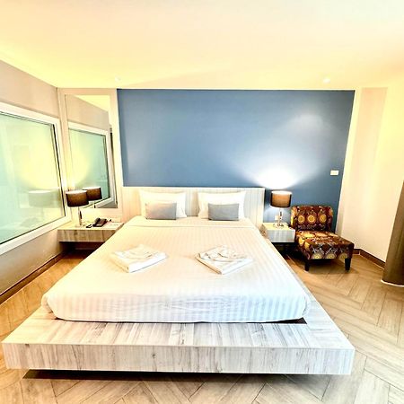 De Coze Hotel Patong Exterior foto