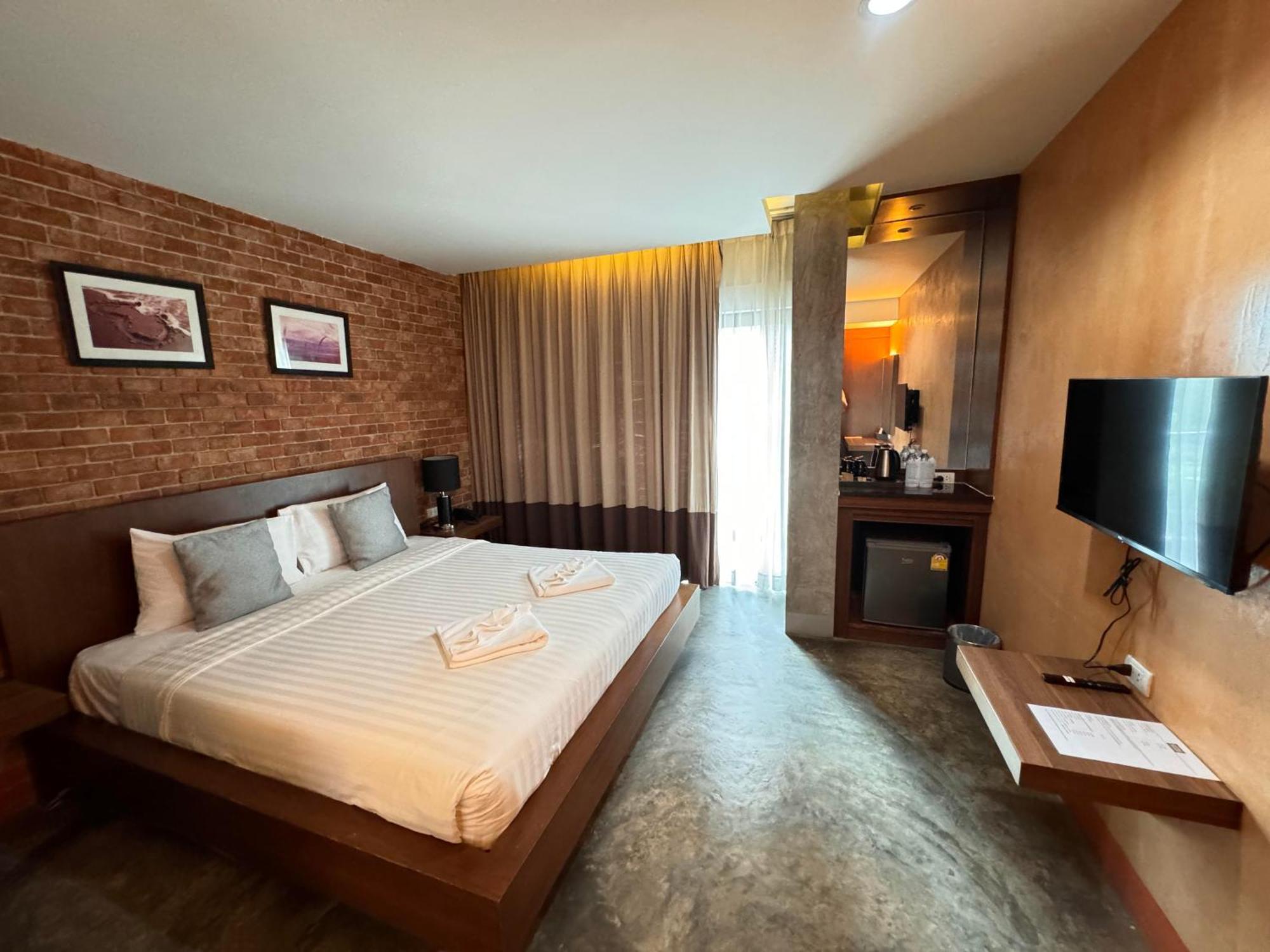 De Coze Hotel Patong Exterior foto