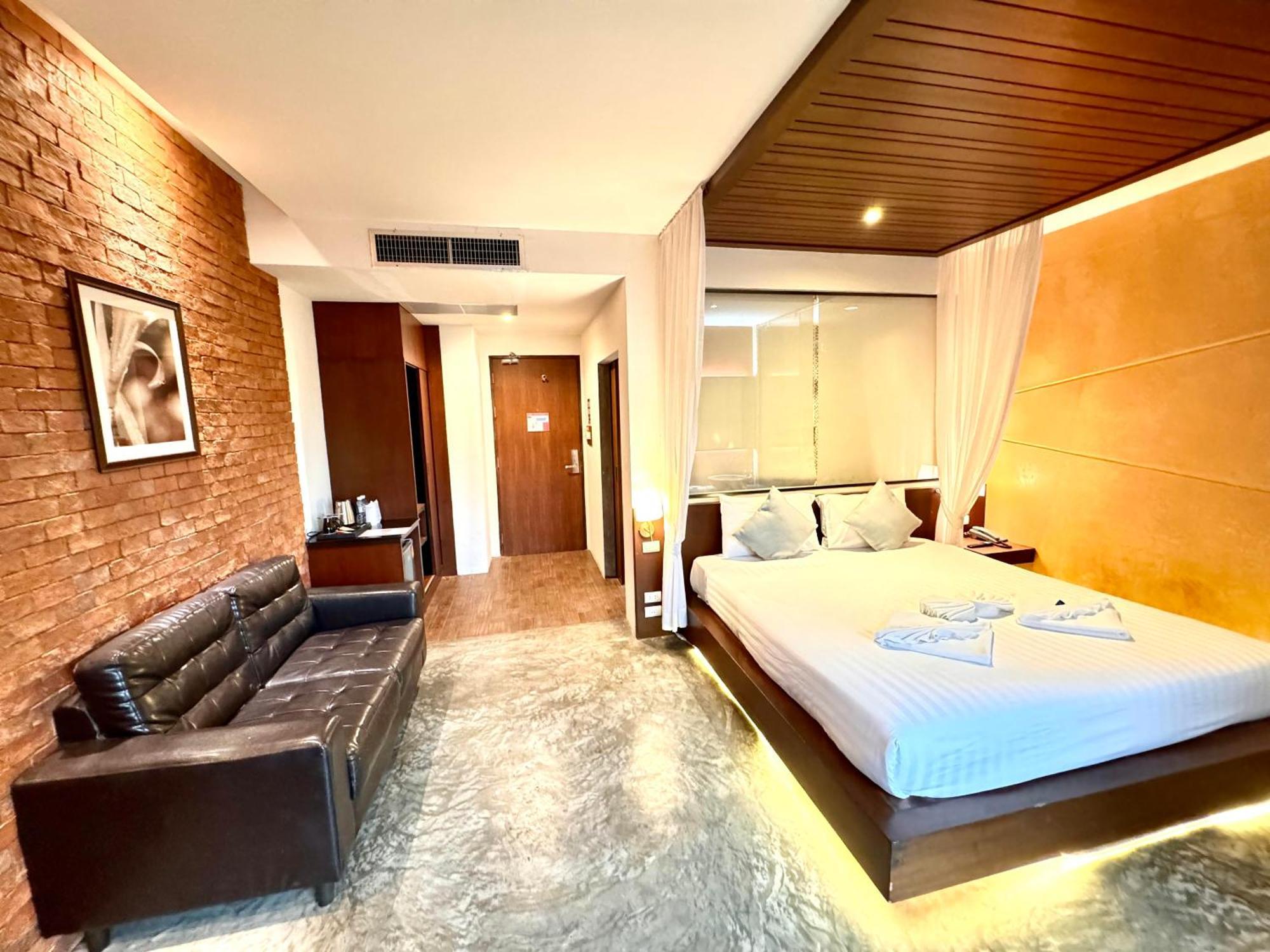 De Coze Hotel Patong Exterior foto