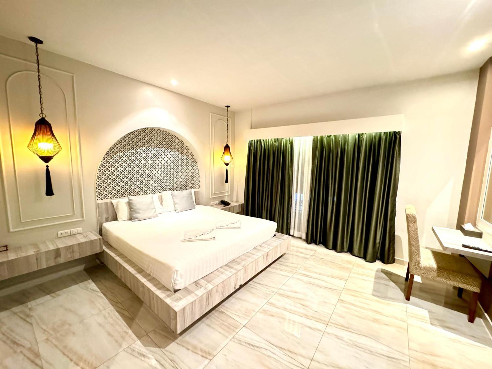 De Coze Hotel Patong Exterior foto