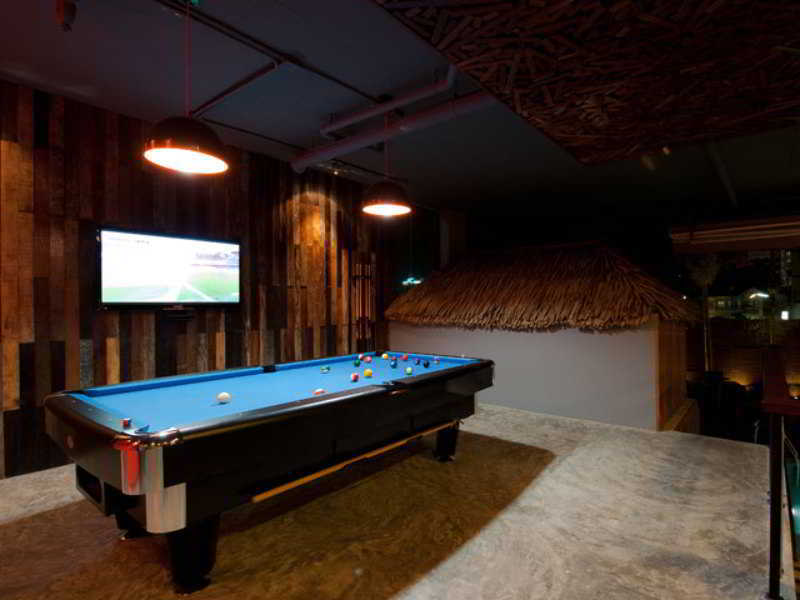 De Coze Hotel Patong Exterior foto